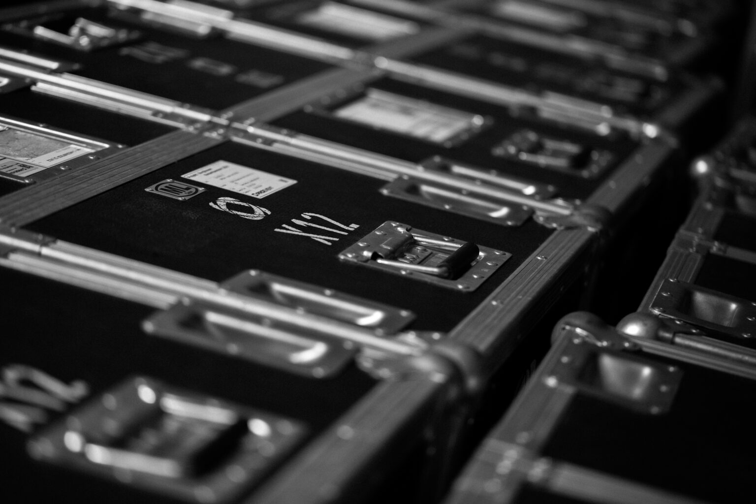 Flightcases, robuste Transportkisten für Eventequipment wie Licht- und Tontechnik